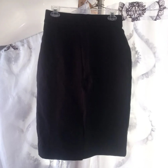 Roaman's skirt size 12W. (Box H ) - Picture 2 of 3
